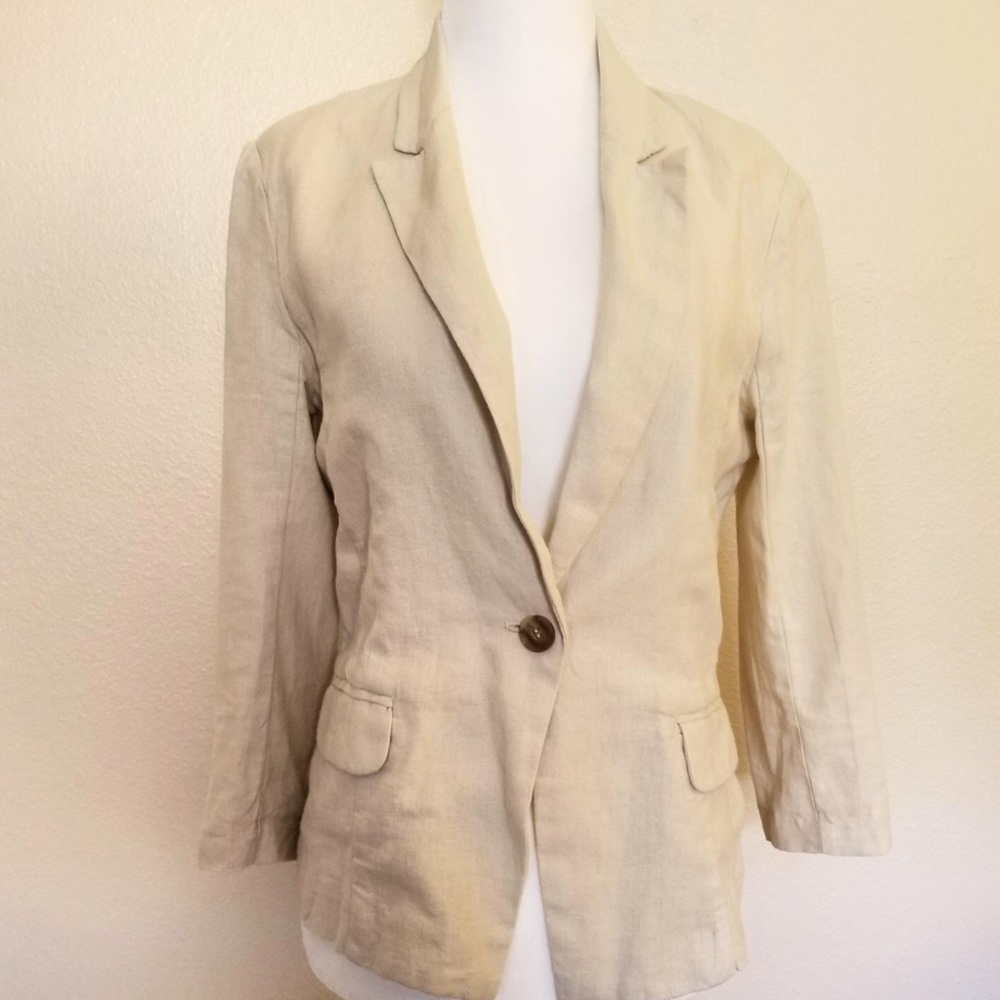 Forever 21 Cream Blazer - Single Button
